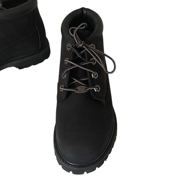 Black Timberland Utility Boots, NWOT - Size 6 - Picture 2 of 3